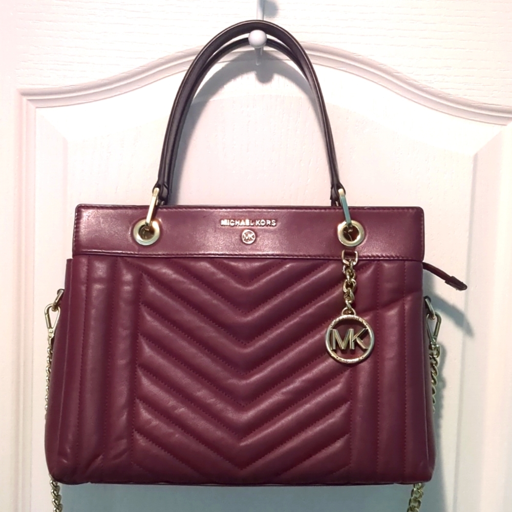 Micheal Kors Red Quilted Leather handbag